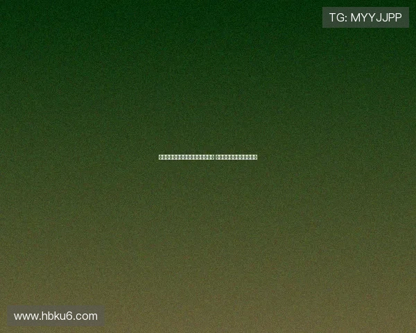 半场战报：圣地亚哥破门助米兰领先 利兹联施塔赫中楣错失良机